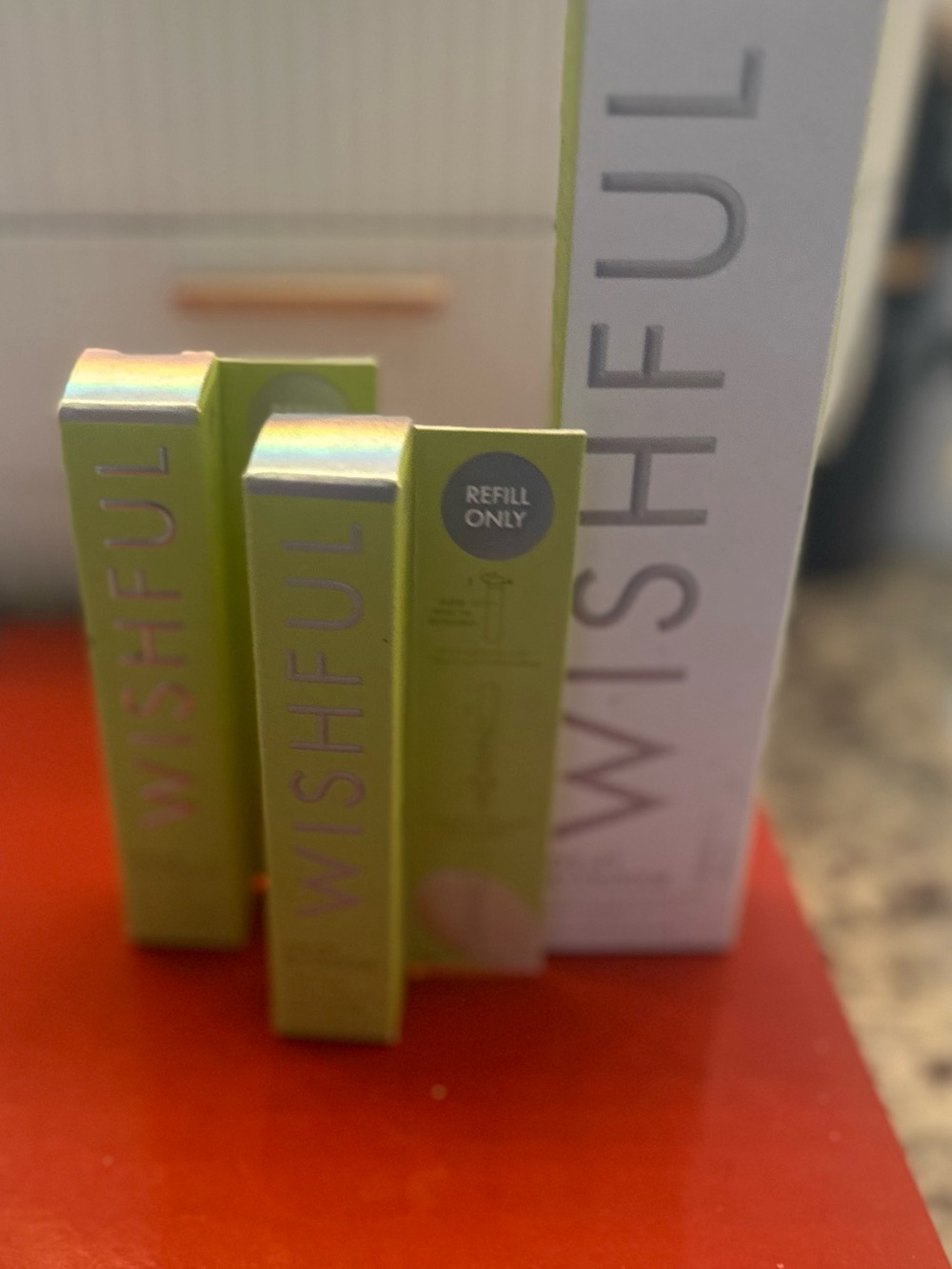 HUDA BEAUTY Wishful Eye Serum - EYE LIFT & CONTOUR 1% BAKUCHIOL & PEPTIDE SERUM
